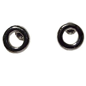 Elegant Silver Tone Round Stud Earrings Classic Minimalist Fashion Jewelry Women